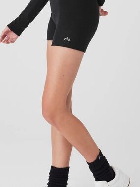 ALO Yoga | Shorts | Alo 5 Airlift Energy Short Espresso Size Small
